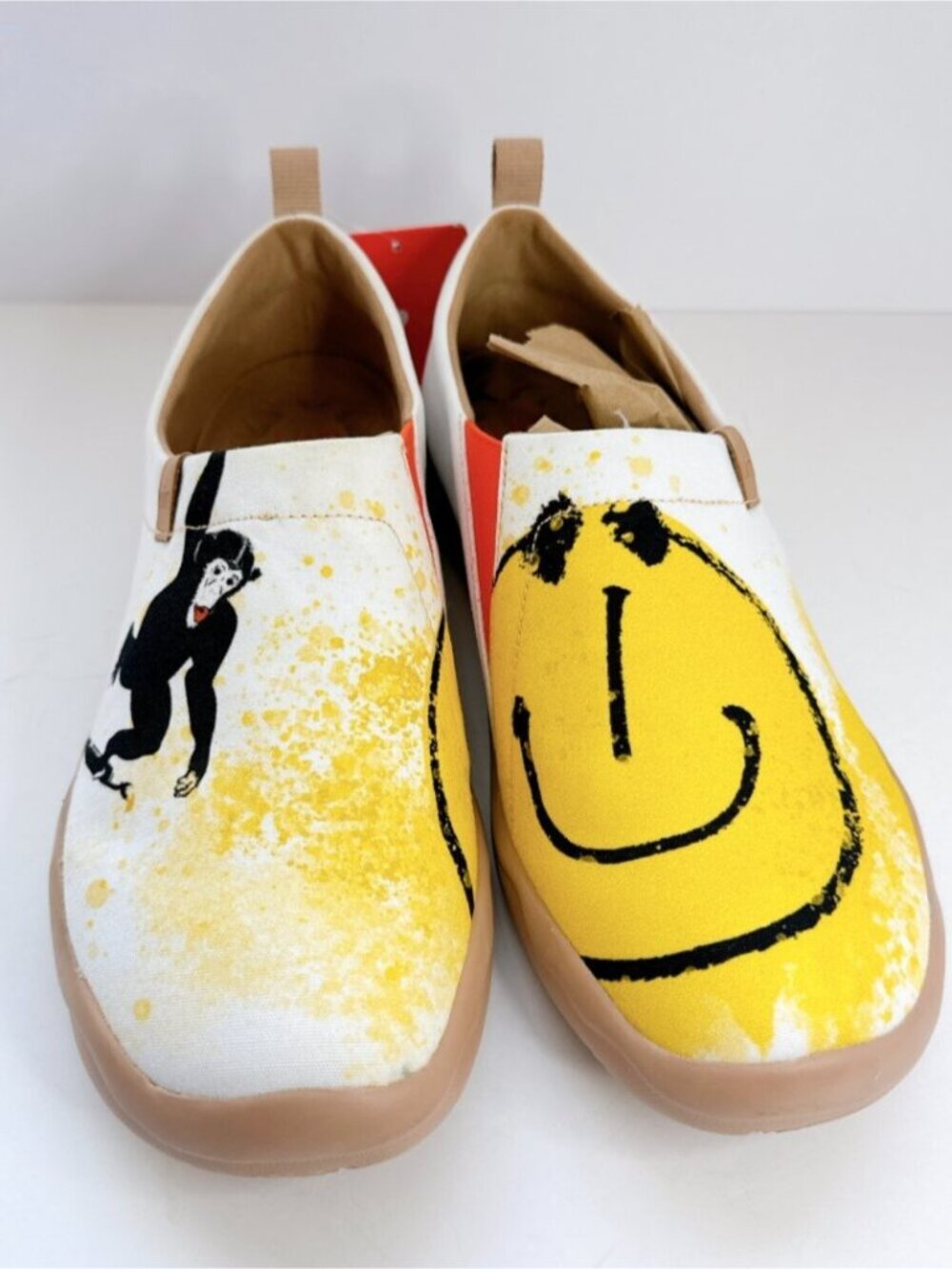Men’s Size 10 UIN Smile Always Canvas Slip-On Shoes Smiley Face Art Travel Flats